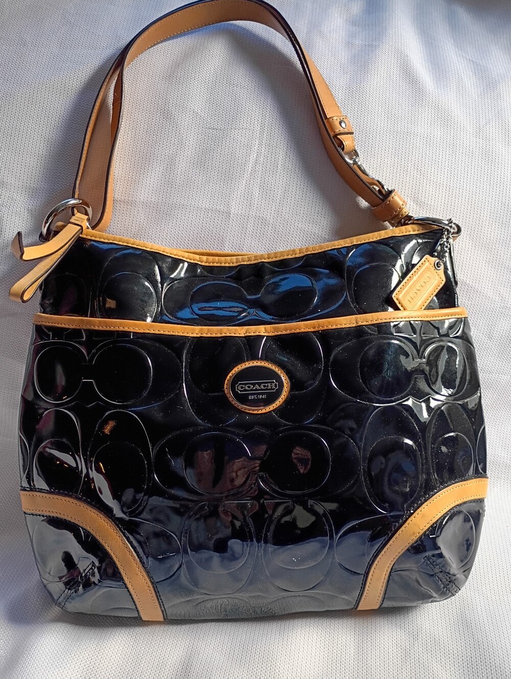 Coach Peyton Black Patent Leather Shoulder Bag Tan Trim Y2K Summer Signature